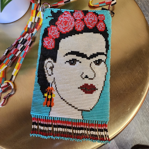 Amazing Frida Kahlo Portrait Beaded Bag Artisan Made in Guatemala NWOT - Picture 2 of 16